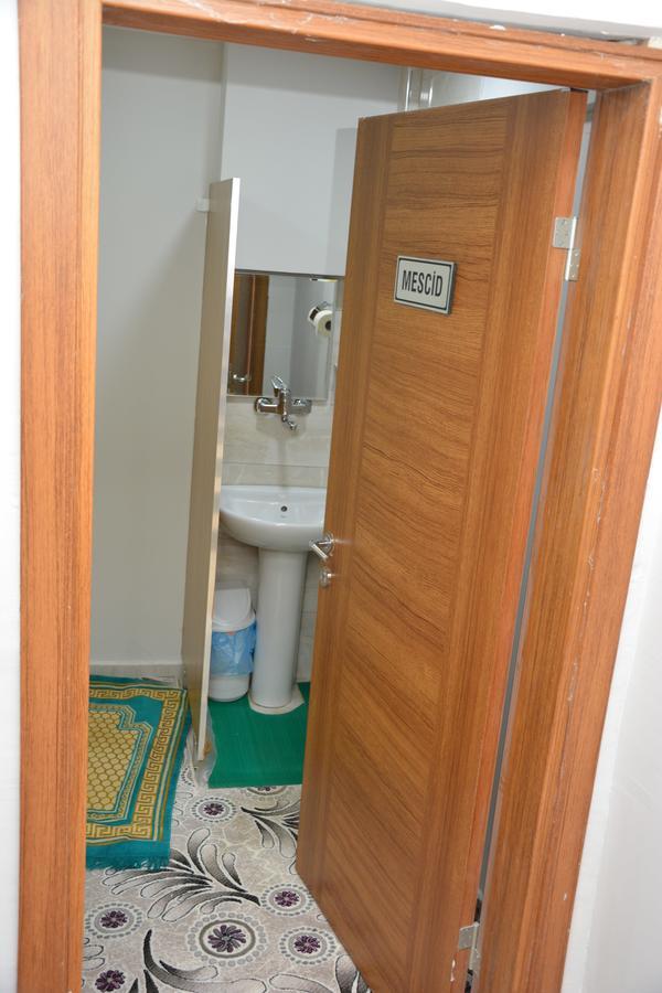 Hotel Altug Isparta Esterno foto