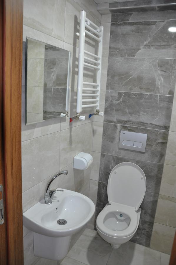 Hotel Altug Isparta Esterno foto
